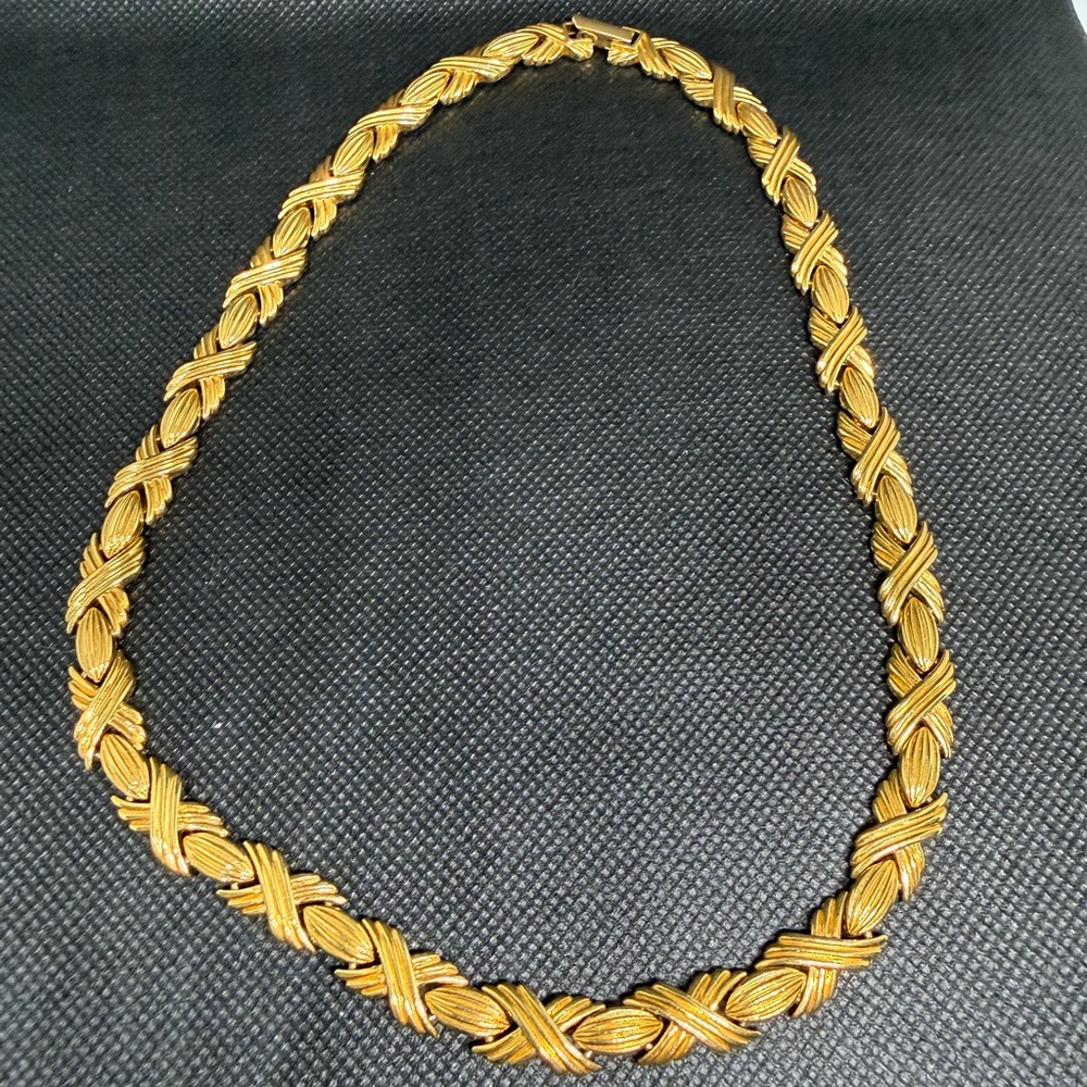 Elegant Chunky Gold-Tone Braided Necklace 18”